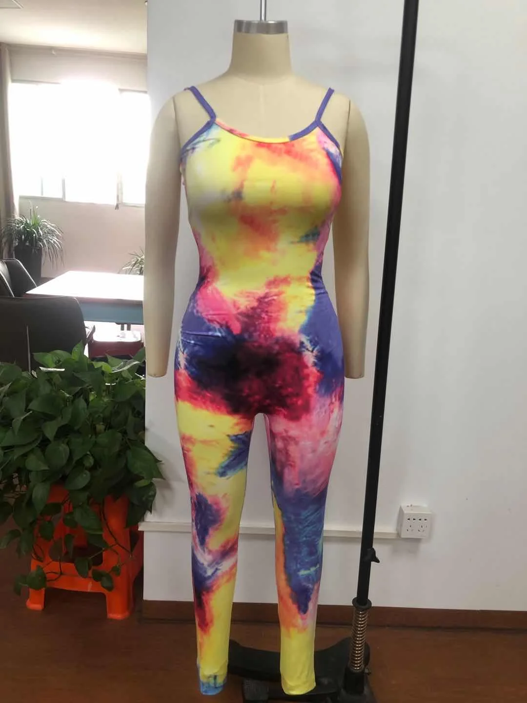 Tie Dye Jumpsuit 2021 Summer Jumpsuit Women Sexy Rompers Overalls One Piece Jumpsuit Macacao Feminino Mono Mujer Salopette Femme
Tie Dye Jumpsuit 2021 Summer Jumpsuit Women Sexy Rompers Overalls One Piece Jumpsuit Macacao Feminino Mono Mujer Salopette Femme