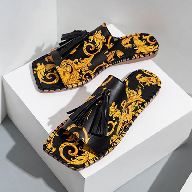 2021 Women's Sandals Fashion Tassels Summer Shoes Brand Beach Slides Retro Print Shoes For Women Flat Slipper Outdoor Sandals
2021 Women's Sandals Fashion Tassels Summer Shoes Brand Beach Slides Retro Print Shoes For Women Flat Slipper Outdoor Sandals