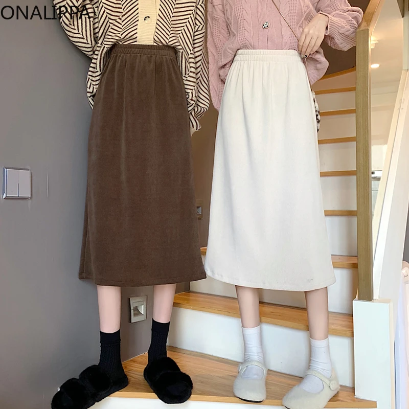 Onalippa Women Mid-length A-line Skirt 2021 Autumn Winter New Fashion Warm All-match Solid Color High Waist Slit Dress Female
Onalippa Women Mid-length A-line Skirt 2021 Autumn Winter New Fashion Warm All-match Solid Color High Waist Slit Dress Female
