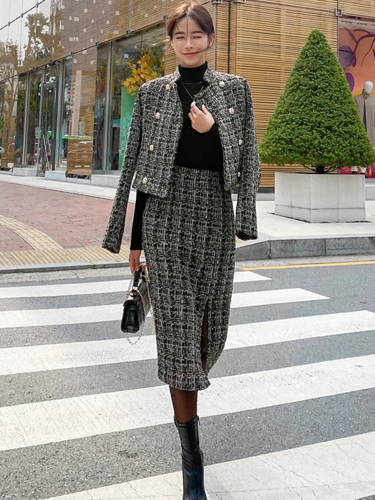 2020 Autumn Winter Women's Two Piece Set New Tweed Short Jacket + Midi Skirt Suit Female Lady Fashion 2 Piece Suits
2020 Autumn Winter Women's Two Piece Set New Tweed Short Jacket + Midi Skirt Suit Female Lady Fashion 2 Piece Suits