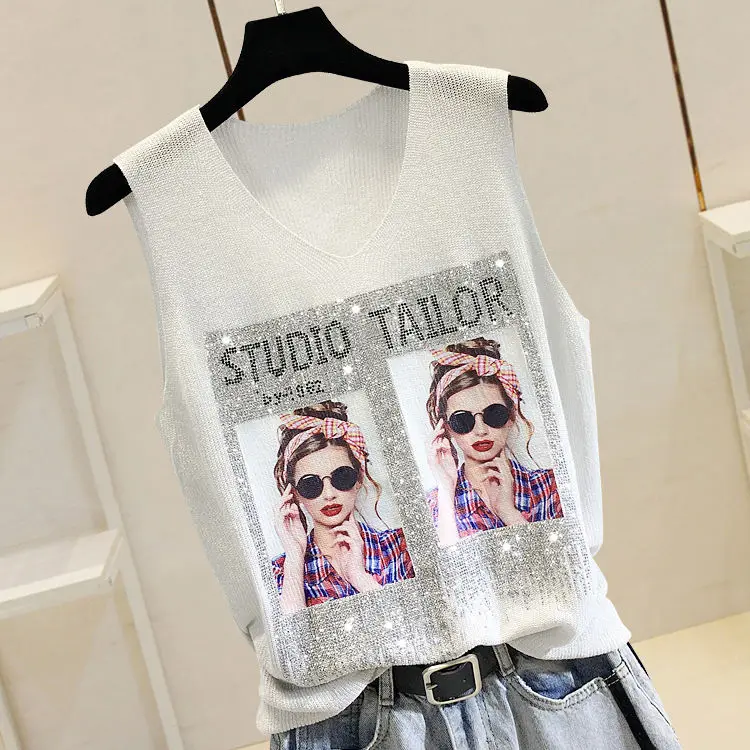Hot Rhinestone Bright Silk Sleeveless Vest Women's Spring/Summer New Style V-neck Loose All-match Sling Knitted Top T-shirt
Hot Rhinestone Bright Silk Sleeveless Vest Women's Spring/Summer New Style V-neck Loose All-match Sling Knitted Top T-shirt