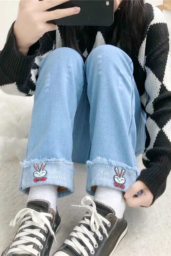 Cute Bunny Crimping Embroidery Jeans Spring Female Japanese Kawaii Elastic Waist Thicken Trousers Winter Straight Leg Pants Girl 
Cute Bunny Crimping Embroidery Jeans Spring Female Japanese Kawaii Elastic Waist Thicken Trousers Winter Straight Leg Pants Girl