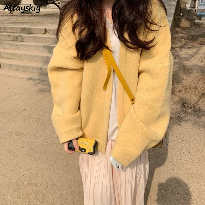 Knit Cardigans Women Gentle Korean Style Raglan Sleeve Sweet Teens Loose Outwear Leisure Solid Coats Autumn New Chic Streetwear
Knit Cardigans Women Gentle Korean Style Raglan Sleeve Sweet Teens Loose Outwear Leisure Solid Coats Autumn New Chic Streetwear