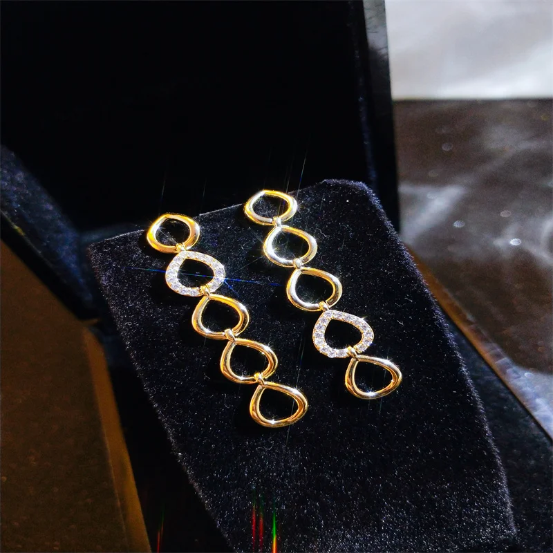 2022 New Fashion Korean Gold Color Geometric Hollow Out Circle Simple Long Tassel Statement Earrings for Women Party Jewelry
2022 New Fashion Korean Gold Color Geometric Hollow Out Circle Simple Long Tassel Statement Earrings for Women Party Jewelry