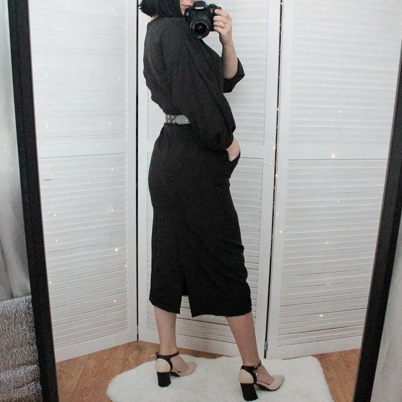 Flectit Women's Elegant Dress With Lantern Sleeve O-Neck Pocket Midi Dress Spring Summer Stylish Outfit
Flectit Women's Elegant Dress With Lantern Sleeve O-Neck Pocket Midi Dress Spring Summer Stylish Outfit