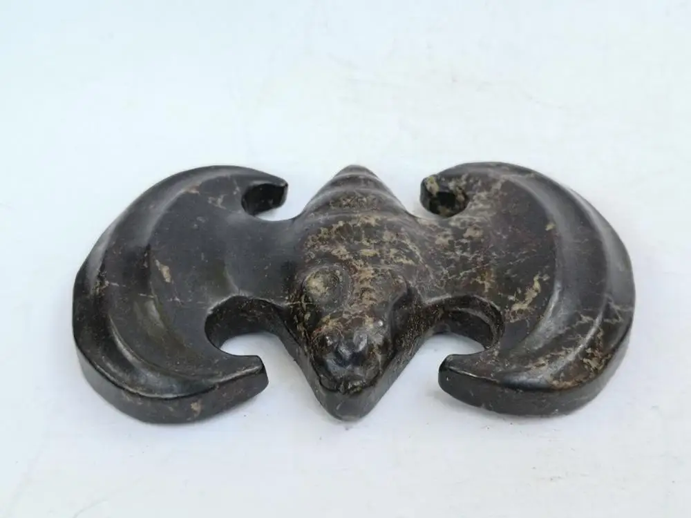 YIZHU CULTUER ART Collected Chinese Hongshan Culture Black Magnet Jade Carving Bat Pendant
YIZHU CULTUER ART Collected Chinese Hongshan Culture Black Magnet Jade Carving Bat Pendant