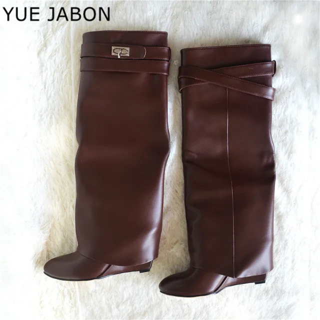 Silver Metal Shark lock Knee high Boots White Women Pointed Toe Leather Wedge Increase Height High Heel Shoes Over The Knee boot
Silver Metal Shark lock Knee high Boots White Women Pointed Toe Leather Wedge Increase Height High Heel Shoes Over The Knee boot