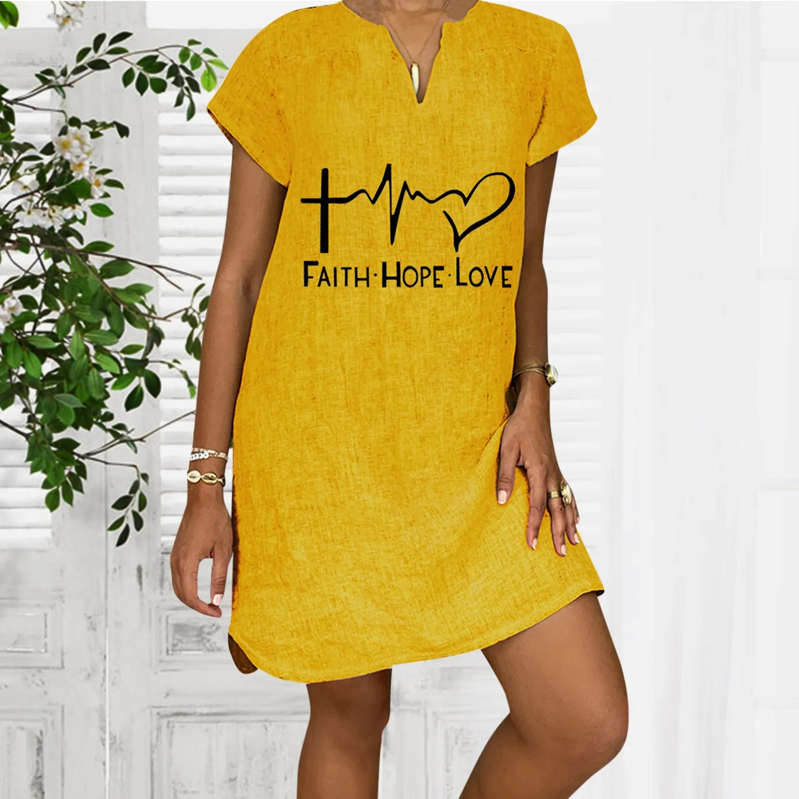 2021 Women's Cotton Linen Dress Woman Fashion Loose Butterfly Print Vestidos Short Sleeve V-neck Summer Dress Robes Sundress
2021 Women's Cotton Linen Dress Woman Fashion Loose Butterfly Print Vestidos Short Sleeve V-neck Summer Dress Robes Sundress
