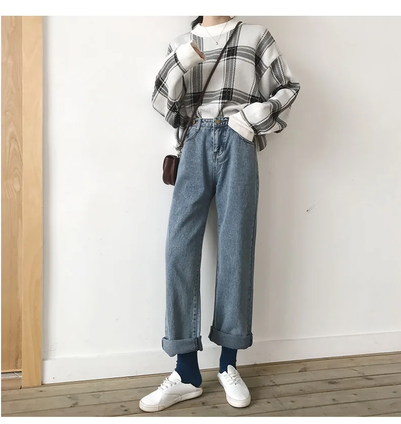 CMAZ Jeans For Women Korean Style
CMAZ Jeans For Women Korean Style