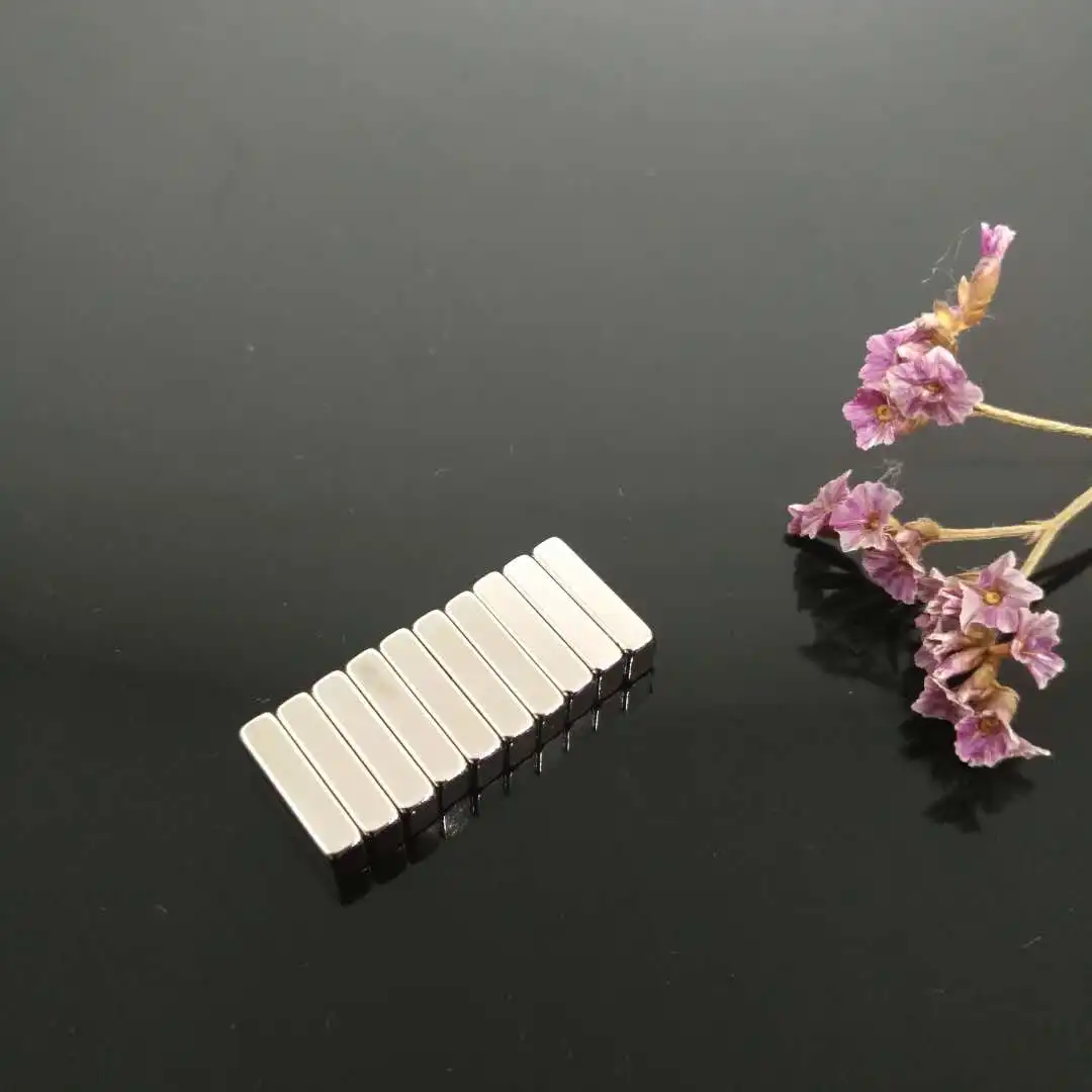 12 x 6 x 3mm N35 Mini Super Strong Block Magnets 12x6x3mm for Craft Art Rare Earth Neodymium Magnet 12*6*3mm
12 x 6 x 3mm N35 Mini Super Strong Block Magnets 12x6x3mm for Craft Art Rare Earth Neodymium Magnet 12*6*3mm