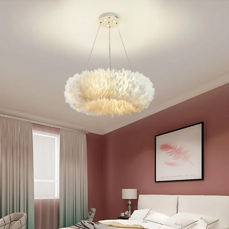 Bedroom Chandelier Warm Romantic Northern Europe Ins Net Red Girl Children's Room Lighting Personality Decoration Feather Lamp
Bedroom Chandelier Warm Romantic Northern Europe Ins Net Red Girl Children's Room Lighting Personality Decoration Feather Lamp