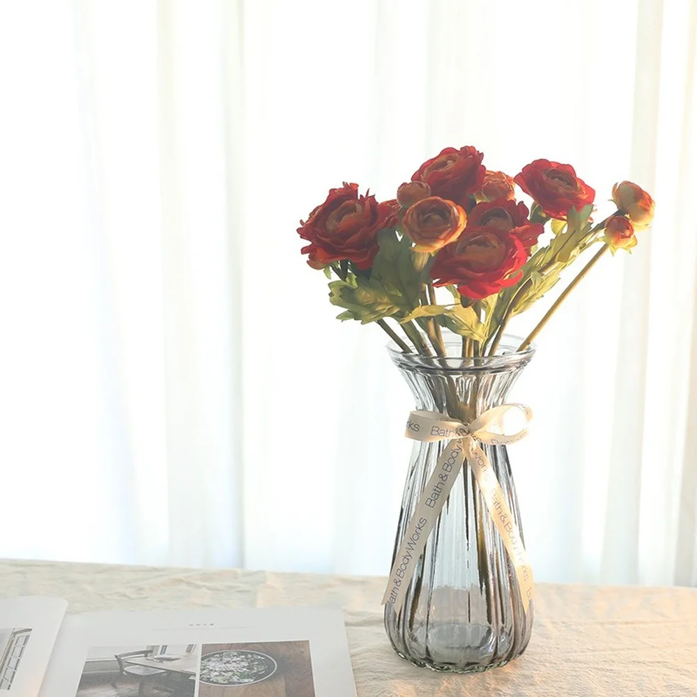 Small Fresh Home Simple Decoration Living Room Creative Transparent Hydroponics European Style Glass Vase Dried Flower Vase
Small Fresh Home Simple Decoration Living Room Creative Transparent Hydroponics European Style Glass Vase Dried Flower Vase