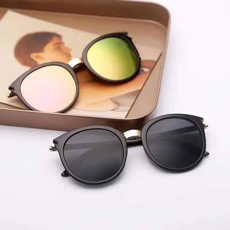 Women Sunglasses Vintage Big box Round Glasses Colorful Mercury Lenses Fashion Luxury Designer Decorative Driving Glasses Vendor
Women Sunglasses Vintage Big box Round Glasses Colorful Mercury Lenses Fashion Luxury Designer Decorative Driving Glasses Vendor