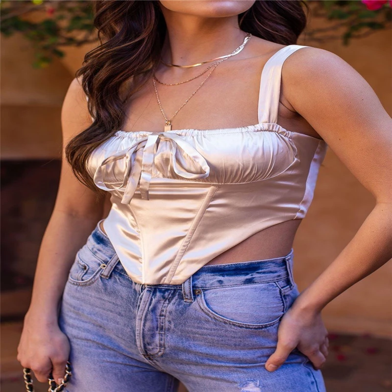 Spring And Summer Women's Pleated Lace Sling Short Camisole High Stretch Satin Top With Fish Bone Support Lining Cloth Lining.
Spring And Summer Women's Pleated Lace Sling Short Camisole High Stretch Satin Top With Fish Bone Support Lining Cloth Lining.