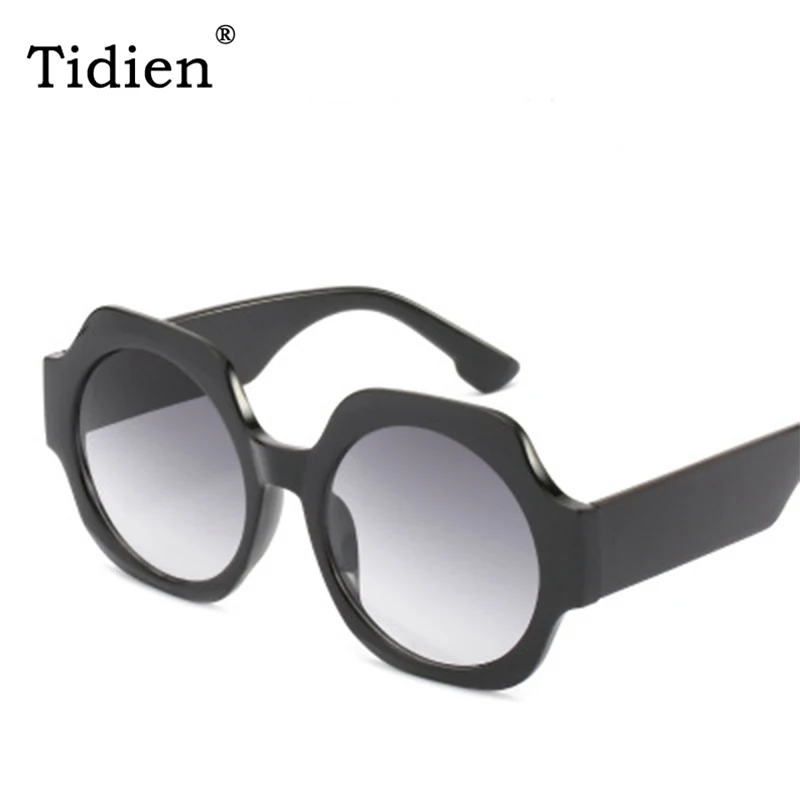 Tidien Designer Oversized Fashion Sunglasses Women Round Driver Shades for High Quality UV400 2019 Black Ladies Clear 9027 
Tidien Designer Oversized Fashion Sunglasses Women Round Driver Shades for High Quality UV400 2019 Black Ladies Clear 9027