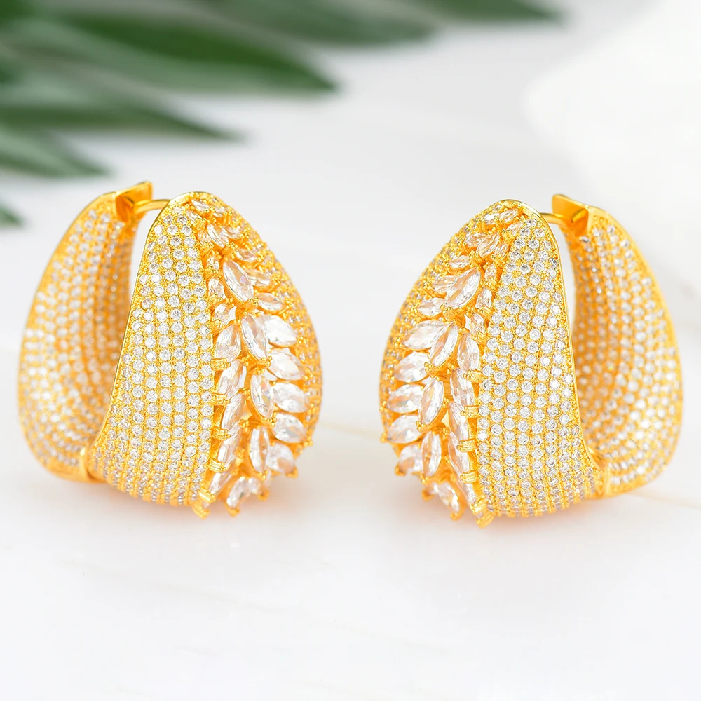 SisCathy Luxury Braided Full Mirco Pink Cubic Zirconia Earrings Setting European Wedding Hoop Earring Fashion Jewelry 2019
SisCathy Luxury Braided Full Mirco Pink Cubic Zirconia Earrings Setting European Wedding Hoop Earring Fashion Jewelry 2019