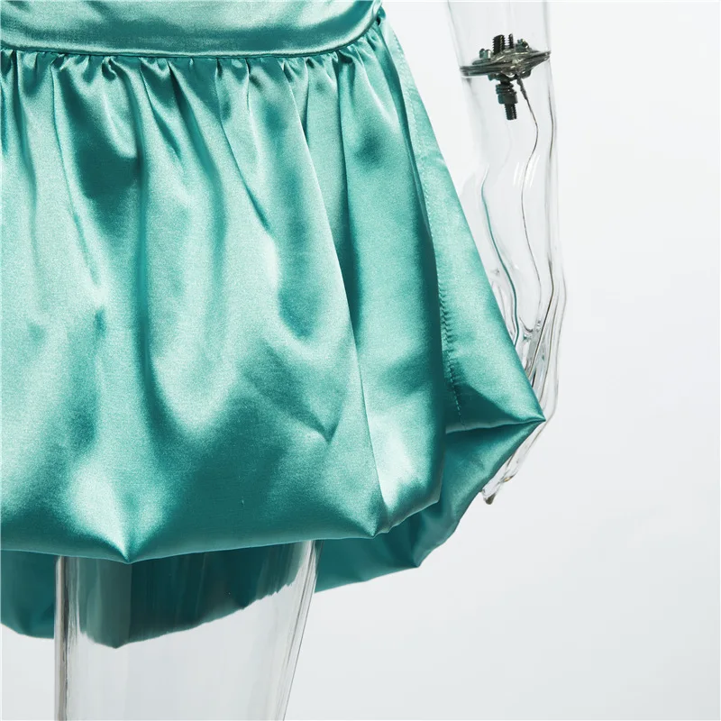Summer Women's Dresses New Silk Sling Backless Pleated Skirt Hot Ladies Mini Dress Sexy Spring Autumn Female Tight Ball Gown
Summer Women's Dresses New Silk Sling Backless Pleated Skirt Hot Ladies Mini Dress Sexy Spring Autumn Female Tight Ball Gown