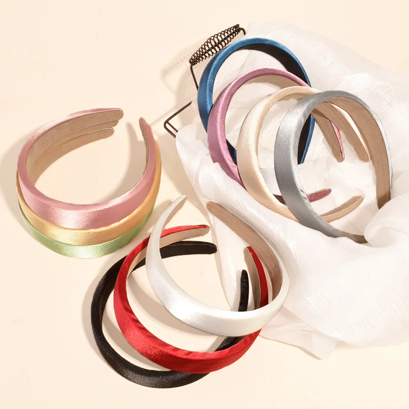 2021 Retro Satin Headband Women's Broad-Sided Temperament Headband Simple Pure Color Grils Hair Accessories
2021 Retro Satin Headband Women's Broad-Sided Temperament Headband Simple Pure Color Grils Hair Accessories