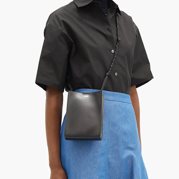 Jil Flap Bgas sander spring and summer knitted chain bags womenshoulder crossbody bags square bag Mona same single shoulder bag
Jil Flap Bgas sander spring and summer knitted chain bags womenshoulder crossbody bags square bag Mona same single shoulder bag