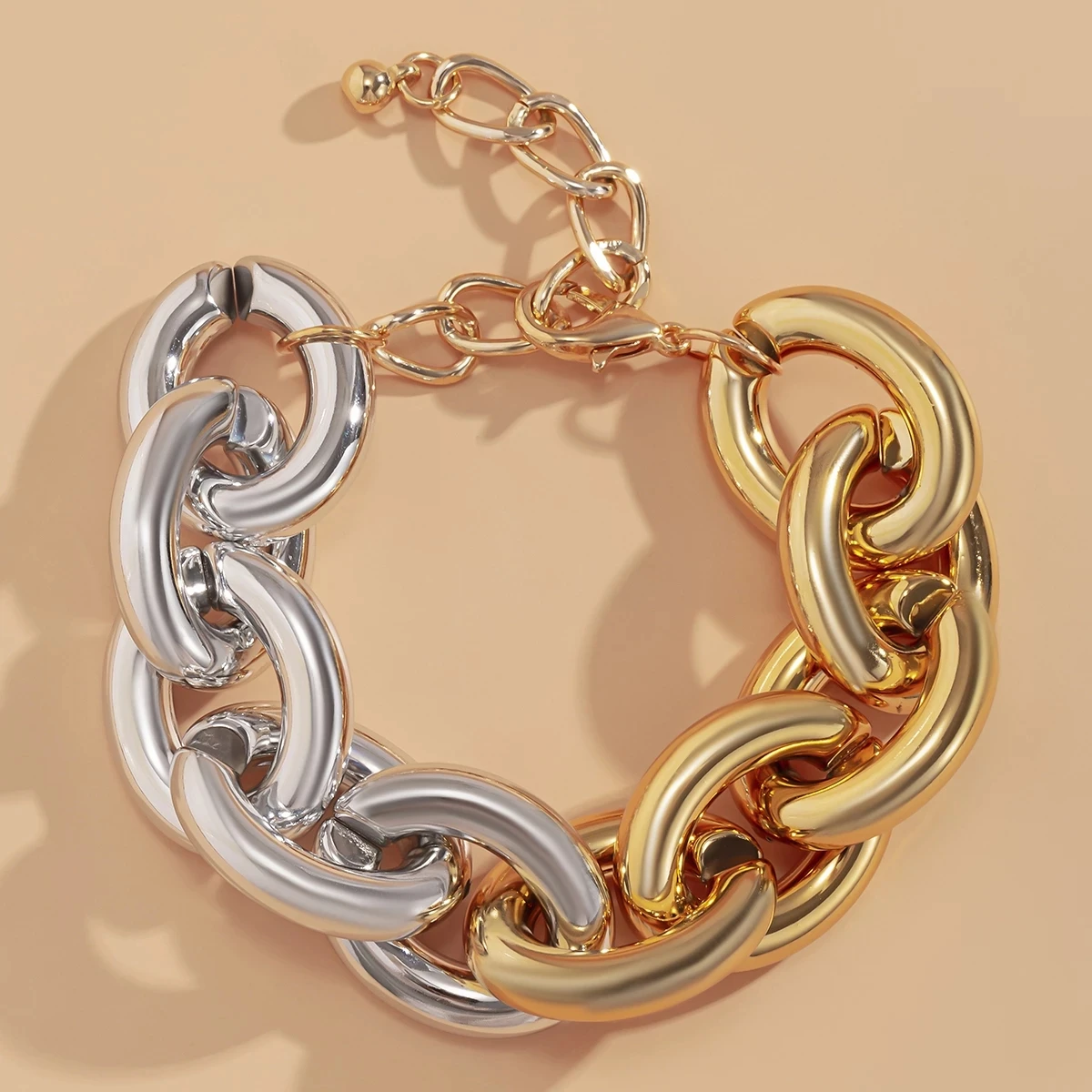 YSMLK Gold/Silver Color Splicing Thick Link Chain Bracelet for Women Hip Hop Egirl Chunky Hand Chain Jewelry Bracelet Statement
YSMLK Gold/Silver Color Splicing Thick Link Chain Bracelet for Women Hip Hop Egirl Chunky Hand Chain Jewelry Bracelet Statement