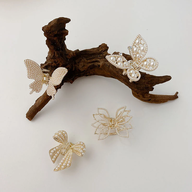 2022 Summer New Girls Temperament Hairpins Beautiful Butterfly Bowknot Pearl Alloy Crab hair Claw clips For Women Accessories
2022 Summer New Girls Temperament Hairpins Beautiful Butterfly Bowknot Pearl Alloy Crab hair Claw clips For Women Accessories
