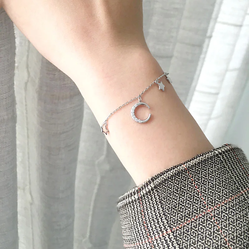 Moon Star simple Bracelet 925 Sterling Silver Charm Bracelets classical design female fashion party wedding gift
Moon Star simple Bracelet 925 Sterling Silver Charm Bracelets classical design female fashion party wedding gift