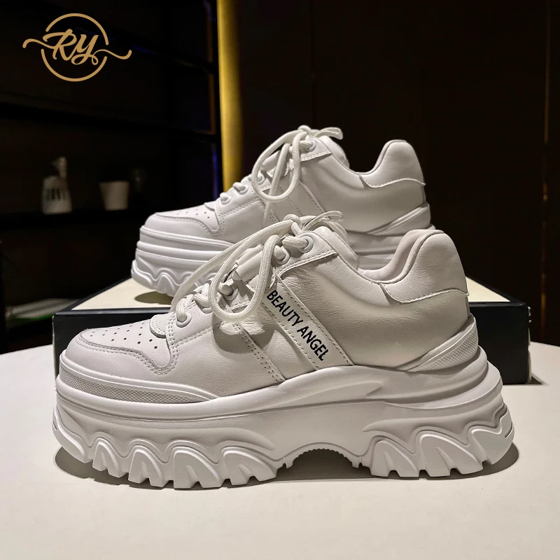 RY-RELAA European women shoes GENUINE LEATHER shoes for women sneakers 2021 New autumn luxery white shoes ins platform sneakers
RY-RELAA European women shoes GENUINE LEATHER shoes for women sneakers 2021 New autumn luxery white shoes ins platform sneakers