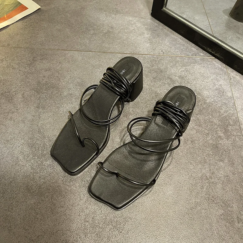 Sandals fairy style summer 2021 new Mid Heel versatile high heels summer thick heel strap Roman shoes temperament
Sandals fairy style summer 2021 new Mid Heel versatile high heels summer thick heel strap Roman shoes temperament