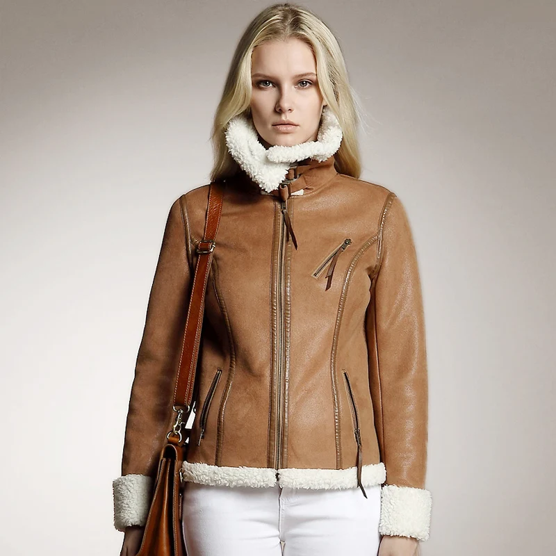 Пальто женское зимнее из искусственной замши, с воротником-стойкой
Пальто женское зимнее из искусственной замши, с воротником-стойкой