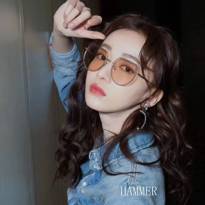 2021 NEW High Quality Korea Brand GEN HAMMER Sunglasses Women Men Cat Eye Frame Sun glasses With Original Packaging
2021 NEW High Quality Korea Brand GEN HAMMER Sunglasses Women Men Cat Eye Frame Sun glasses With Original Packaging