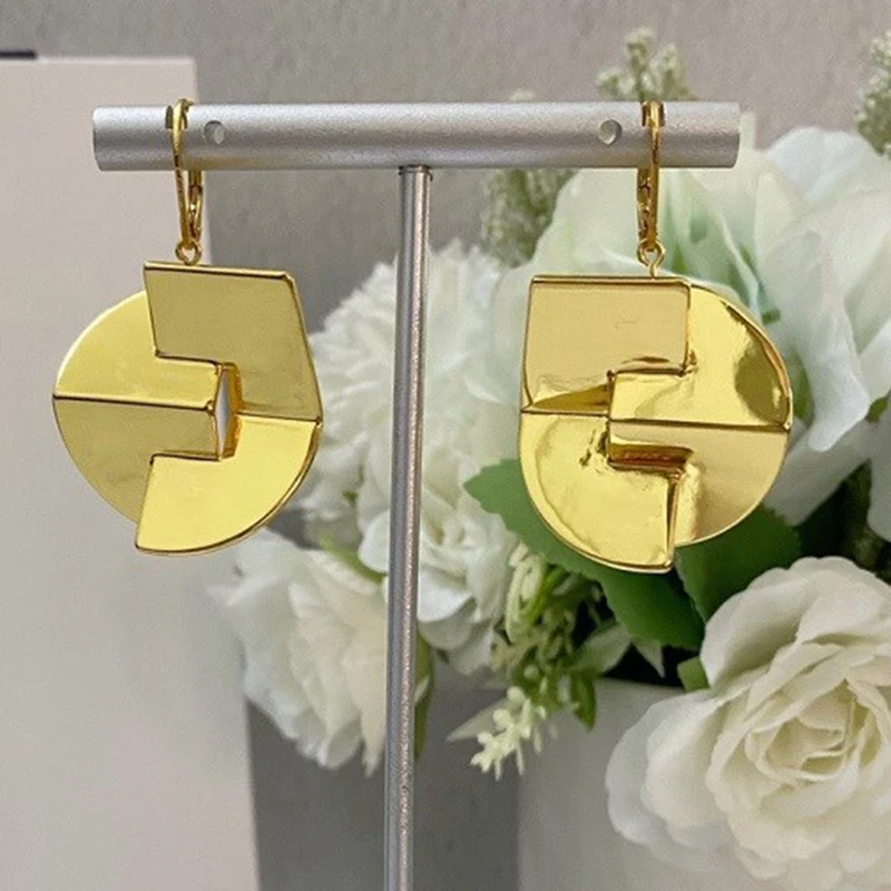 Trendy Irregular Stereoscopic Folding Drop Earring Gold Color Geometry Cold Wind Accessories Fashion Women Jewelry Girl Gift
Trendy Irregular Stereoscopic Folding Drop Earring Gold Color Geometry Cold Wind Accessories Fashion Women Jewelry Girl Gift