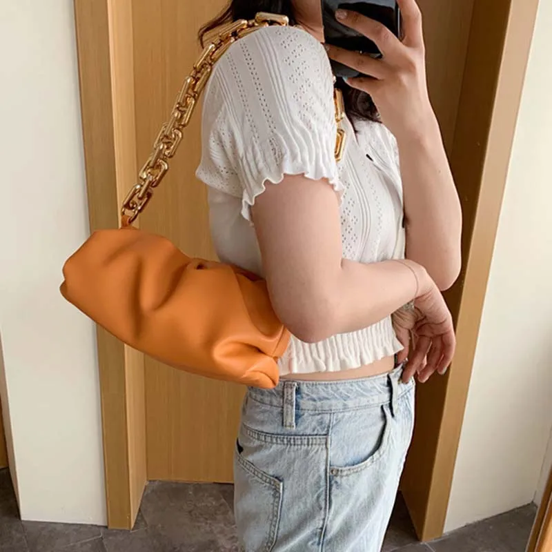 New Female Fashion Brand Designer High Quality PU Leather Shoulder Bag Casual Underarm Bag Luxury Handbag Cloud Bag For Women
New Female Fashion Brand Designer High Quality PU Leather Shoulder Bag Casual Underarm Bag Luxury Handbag Cloud Bag For Women