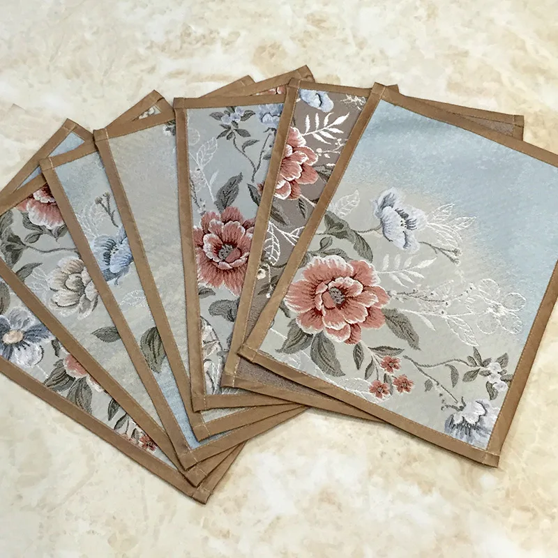 35x25cm European table mat jacquard flower pattern placemat cloth potted coaster insulation pad tray mat bowl table mat nonslip
35x25cm European table mat jacquard flower pattern placemat cloth potted coaster insulation pad tray mat bowl table mat nonslip