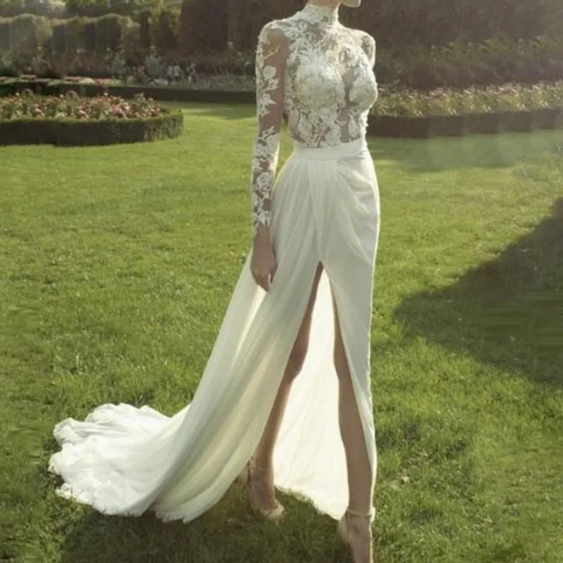 Flare Sleeves Bridal Gowns Vestido De Noiva Custom Made Appliques Long Weeding Gowns Sheer Sleeves And Neckline robe de mariee
Flare Sleeves Bridal Gowns Vestido De Noiva Custom Made Appliques Long Weeding Gowns Sheer Sleeves And Neckline robe de mariee