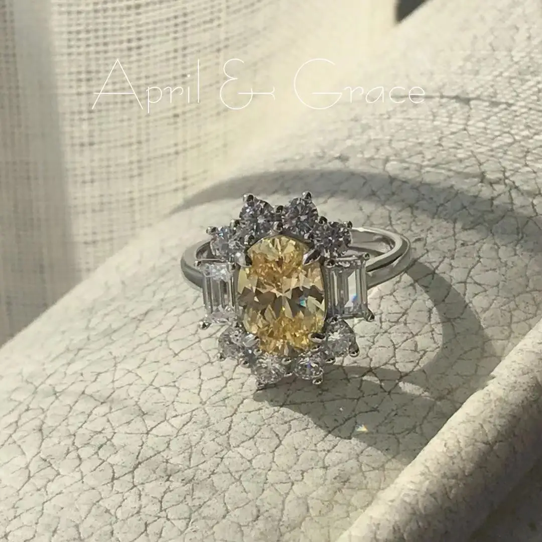 Export Vintage Goose Yellow Light Color Diamond Heavy Industry Sterling Silver Platinum Ring
Export Vintage Goose Yellow Light Color Diamond Heavy Industry Sterling Silver Platinum Ring
