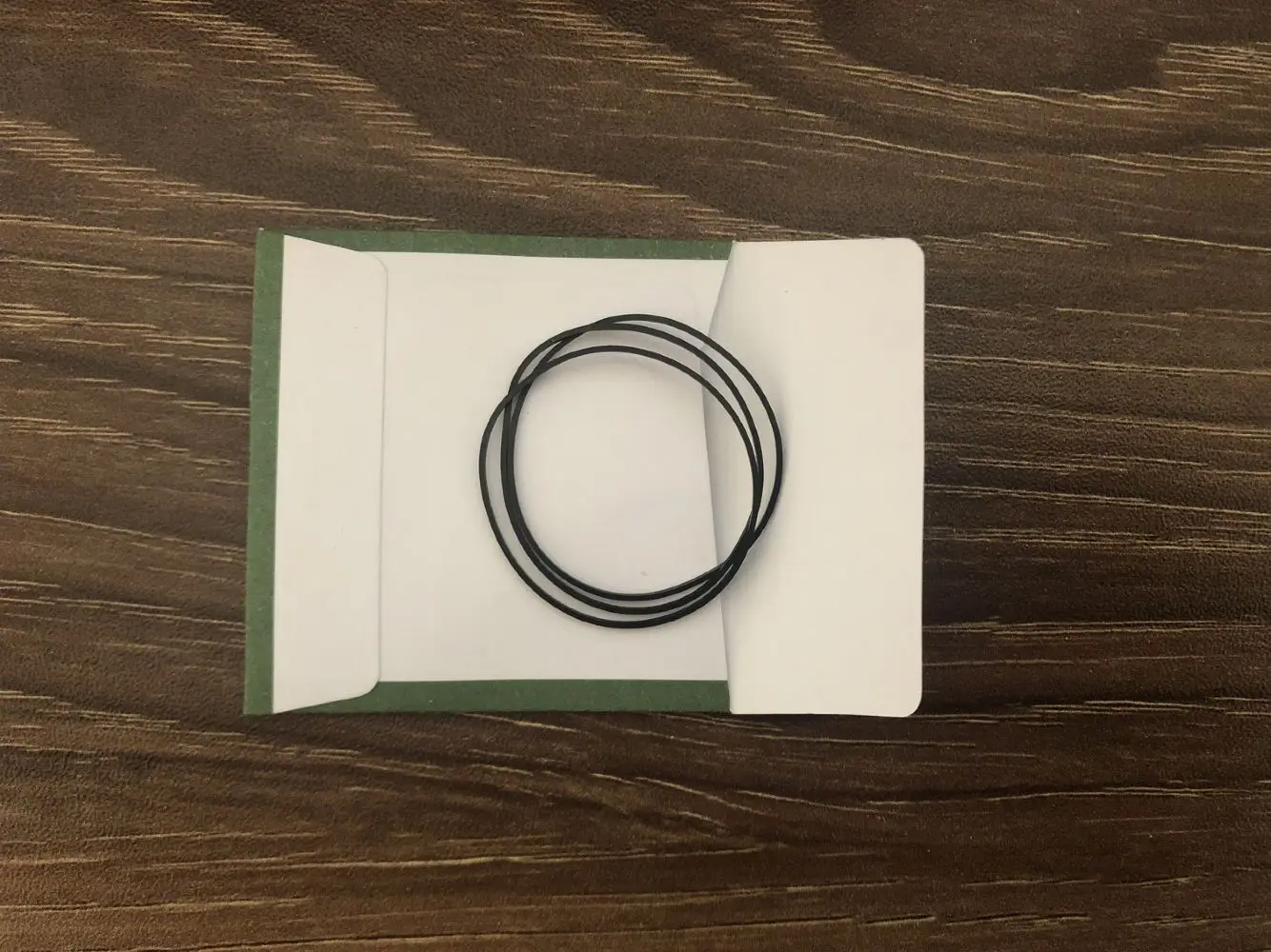 Free Shipping 435 PCs Round Watch Case Back O Ring 0.7/0.75 Thickness for Watch Repair
Free Shipping 435 PCs Round Watch Case Back O Ring 0.7/0.75 Thickness for Watch Repair
