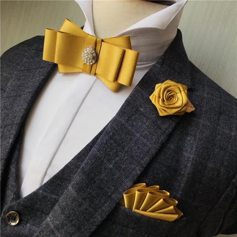 Bow Tie Set British Men's Business Banquet Formal Dress Wedding Korean Double Groom Accessories Bowtie Brooch Pocket Towel 3 Pcs
Bow Tie Set British Men's Business Banquet Formal Dress Wedding Korean Double Groom Accessories Bowtie Brooch Pocket Towel 3 Pcs