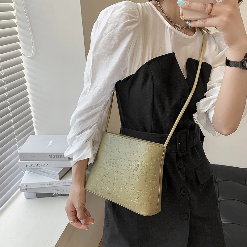 Summer Crossbody Shoulder Bag Woman PU Shopper with Print Fashion Trend Handbag Bucket Tote Solid Ladies Travel Top Handle Bags
Summer Crossbody Shoulder Bag Woman PU Shopper with Print Fashion Trend Handbag Bucket Tote Solid Ladies Travel Top Handle Bags