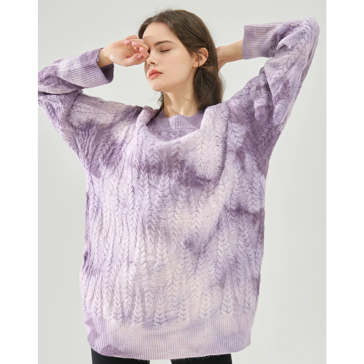 thickened foreign style, wearing loose tie dyed twist sweater, 2021 new women's sweater in early autumn
thickened foreign style, wearing loose tie dyed twist sweater, 2021 new women's sweater in early autumn