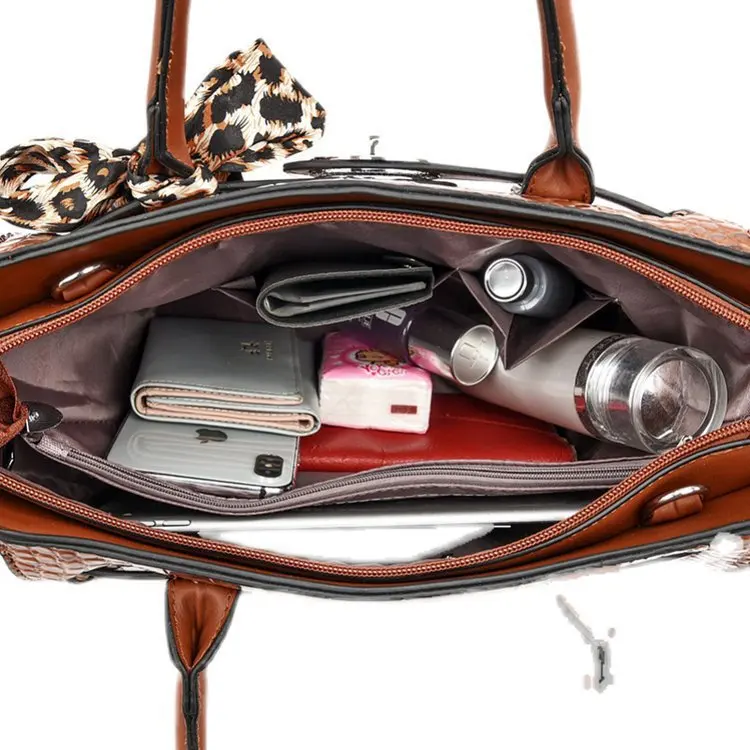 2021 Hand-carry Handbags Simple And Versatile Casual One-shoulder Messenger Crocodile Pattern
2021 Hand-carry Handbags Simple And Versatile Casual One-shoulder Messenger Crocodile Pattern