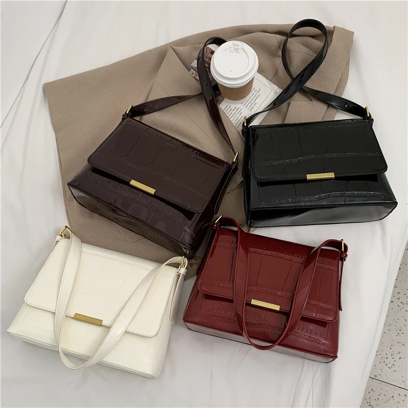 Vintage Crocodile Print Patent PU Leather Shoulder Bags For Women Large Capacity High Quality Ladies Work Crossbody Bags 2021
Vintage Crocodile Print Patent PU Leather Shoulder Bags For Women Large Capacity High Quality Ladies Work Crossbody Bags 2021