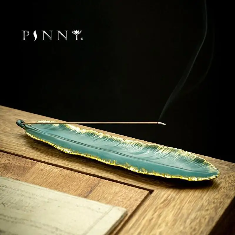 PINNY Ceramic Vintage Feather Incense Burner Zen Incense Holder Home Decoration Accessories Sandalwood Incense Base
PINNY Ceramic Vintage Feather Incense Burner Zen Incense Holder Home Decoration Accessories Sandalwood Incense Base