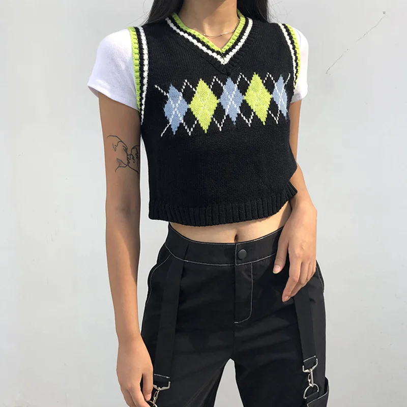 Women's Cute Pink Strawberry Print Sleeveless O Neck Knitted Sweater Vest Knitwear Streetwear Casual Short Tank Top Autumn
Women's Cute Pink Strawberry Print Sleeveless O Neck Knitted Sweater Vest Knitwear Streetwear Casual Short Tank Top Autumn