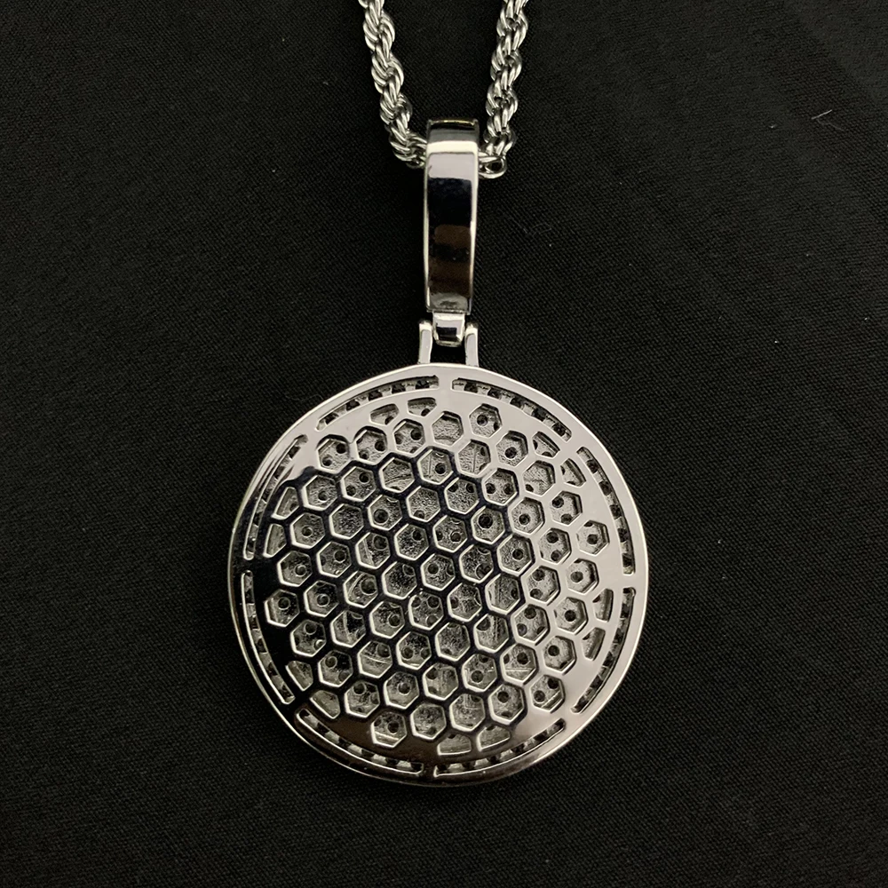 Hip Hop Gold Silver Color Iced Out Round Bitcoin Pendants Necklaces Paved Zircon Stone With Cuban Chain For Men Women Jewelry
Hip Hop Gold Silver Color Iced Out Round Bitcoin Pendants Necklaces Paved Zircon Stone With Cuban Chain For Men Women Jewelry