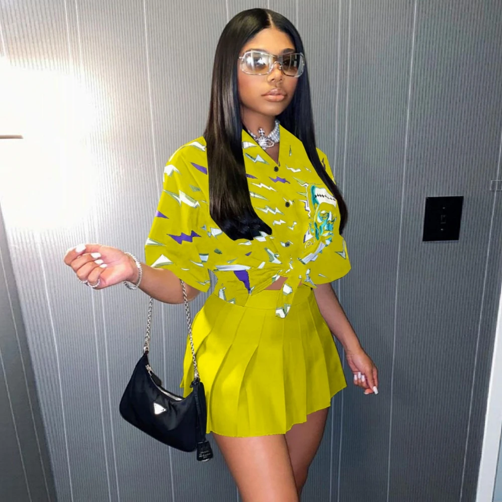 2021 Summer Matching Skirt Sets Fashion Temperament New Exotic Print Y2K Short Sleeve Shirt Female High Waist Slim Skirt Suit
2021 Summer Matching Skirt Sets Fashion Temperament New Exotic Print Y2K Short Sleeve Shirt Female High Waist Slim Skirt Suit
