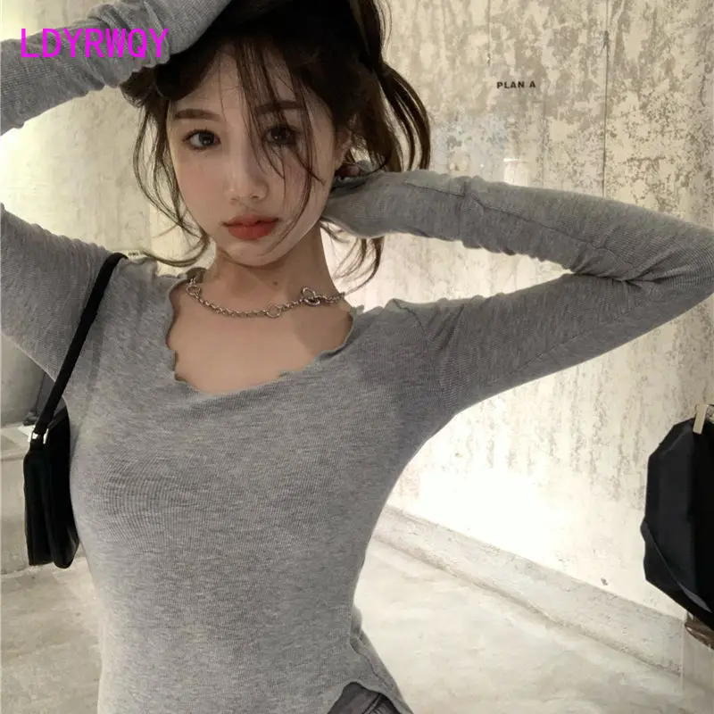 2021 autumn thin thin wood ears slim slimming t-shirt, tight-fitting bottoming shirt, women's inner top
2021 autumn thin thin wood ears slim slimming t-shirt, tight-fitting bottoming shirt, women's inner top