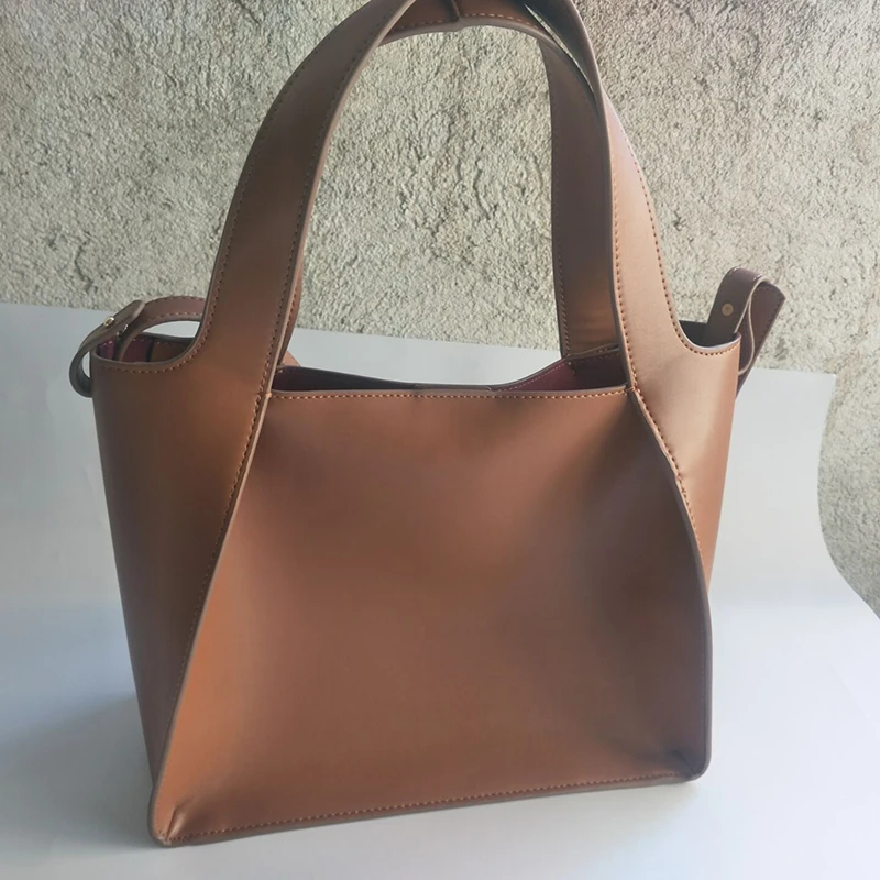 Luxury women's handbag fashion casual shoulder bag classic designer messenger bag
Luxury women's handbag fashion casual shoulder bag classic designer messenger bag