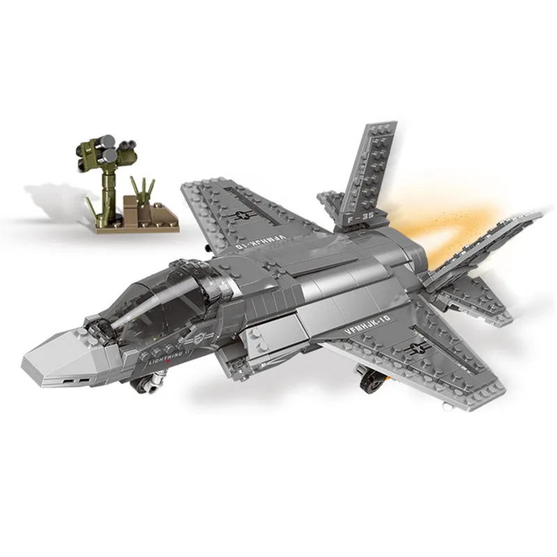 646PCS Military US F35 Attack Fighter Model Building Blocks City Arms Aircraft Bricks Toys Gift For Children
646PCS Military US F35 Attack Fighter Model Building Blocks City Arms Aircraft Bricks Toys Gift For Children