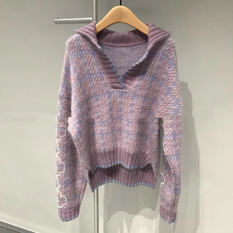 2023 New Fashion Ladies Long Sleeve Sexy Casual V-neck Plaid Short Knit Top 1109
2023 New Fashion Ladies Long Sleeve Sexy Casual V-neck Plaid Short Knit Top 1109