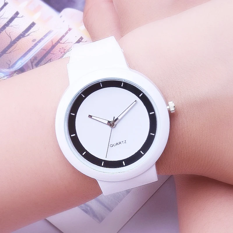 White Watches Women Fashion Silicone Band Analog Quartz Wrist Watch Women's Watches Quartz Wristwatches relogio feminino Reloj 
White Watches Women Fashion Silicone Band Analog Quartz Wrist Watch Women's Watches Quartz Wristwatches relogio feminino Reloj